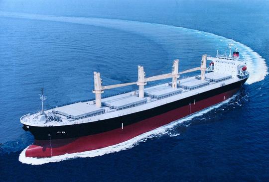 海運價格、集裝箱價格大漲，世界各大港口擁堵